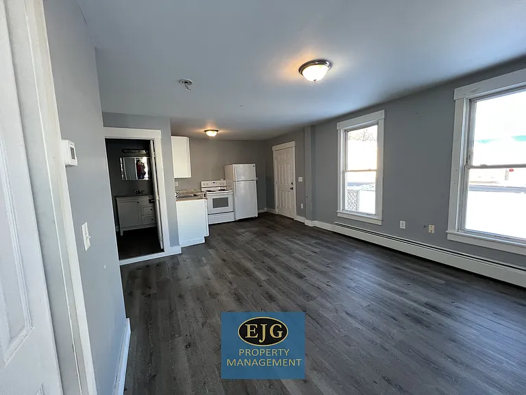 114 Messer St #5 — Photo 5
