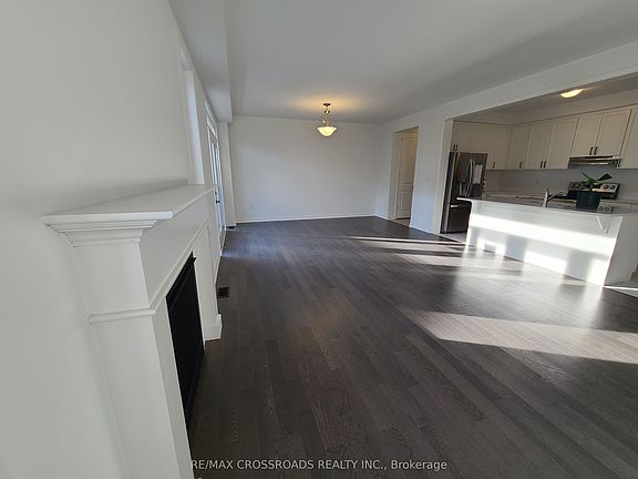 5th image of 2916 Scotch Pine Ln