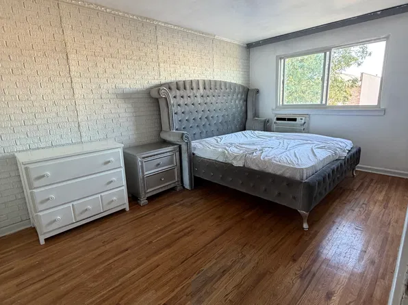 (undisclosed Address), Bronx, NY 10469