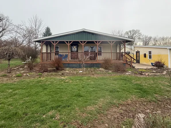 401 E Ferry St, Cayuga, IN 47928