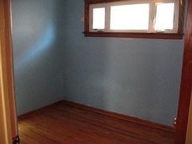 5th image of 5642 S Mayfield Ave