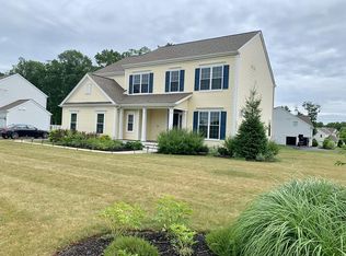 183 Hemmingway Pl, Norfolk, MA 02056