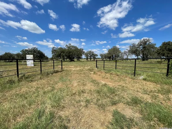 307 County Road 331 LOT 6, Floresville, TX 78114