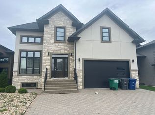 210 Mahabir Ct, Saskatoon, SK S7W0J5