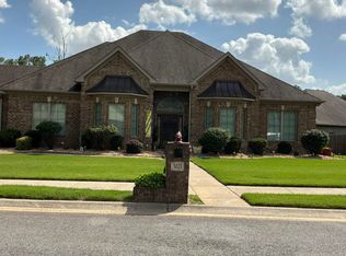 5025 Hackatton St, Sherwood, AR 72120