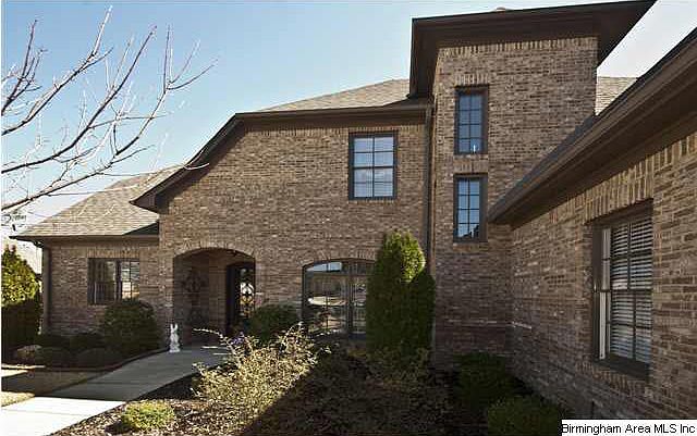 1st image of 136 Lake Chelsea Dr