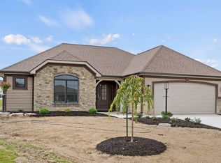12473 Bellino Xing #15, Fort Wayne, IN 46818