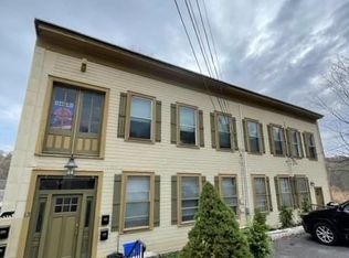 13 Elm St FLOOR 1, Camillus, NY 13031