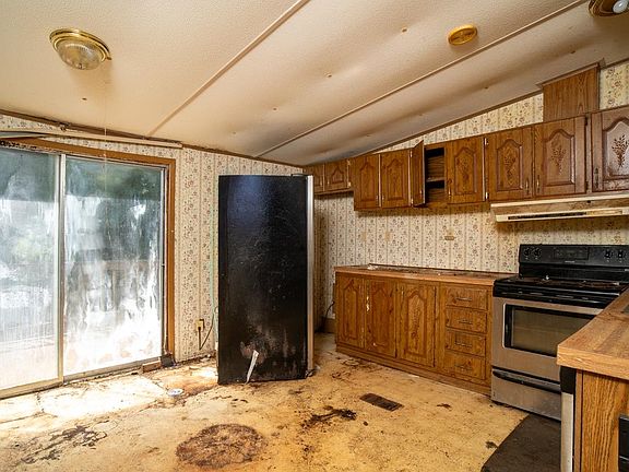 2nd image of 1386 Preddy Creek Rd