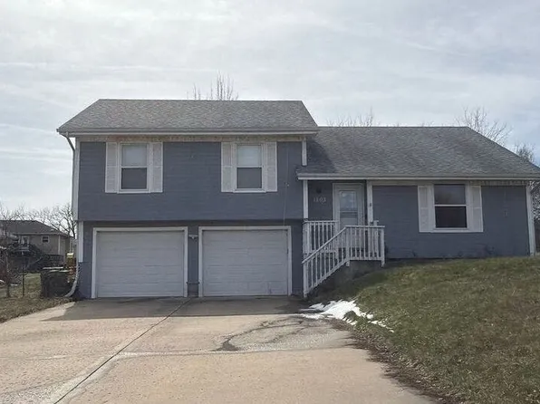 1503 W Concord Dr, Plattsburg, MO 64477