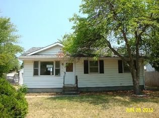 45 Ridge Ln, Geneva, IL 60134