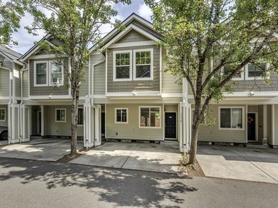 1178 NE Perl Way, Hillsboro, OR, 97006