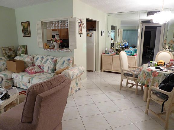 5th image of 3030 Ellesmere #B