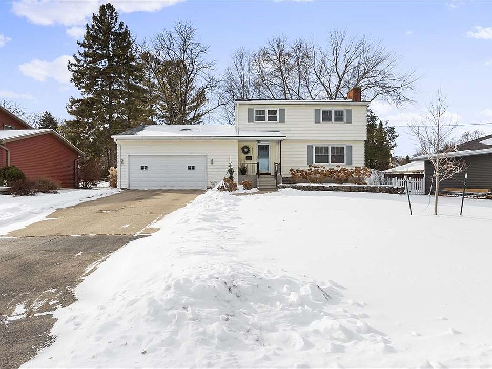 1st image of 633 Belmont Ct
