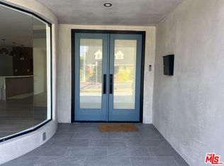 6745 Bedford Ave, Los Angeles, CA 90056