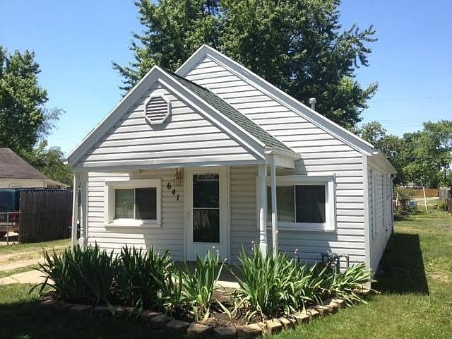 1st image of 641 Tyron Ave
