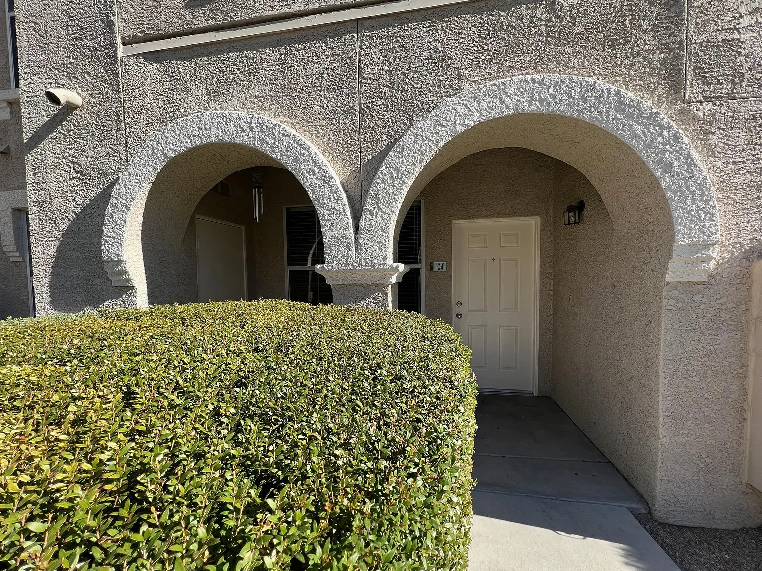 2 bed, 1078 sqft, $1,700 — Photo 2