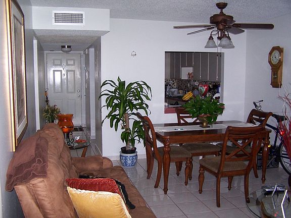 NICE CONDO