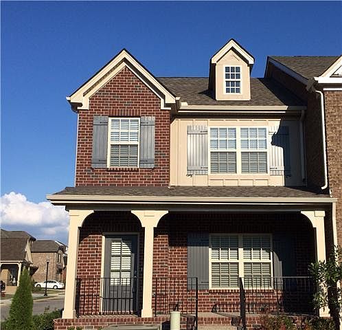 1st image of 524 Cobert Ln
