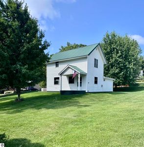 111 W Forrest Home Ave, Bellaire, MI, 49615