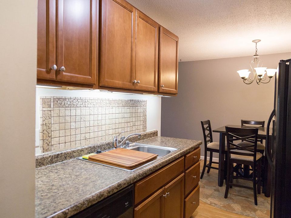12984 Nicollet Ave APT 202, Burnsville, MN 55337 Zillow
