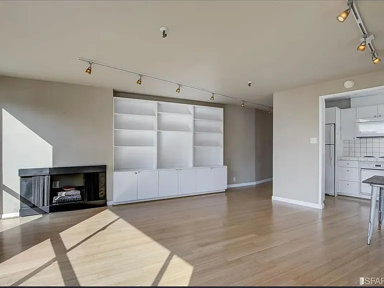 2295 Vallejo St #309 — Photo 3