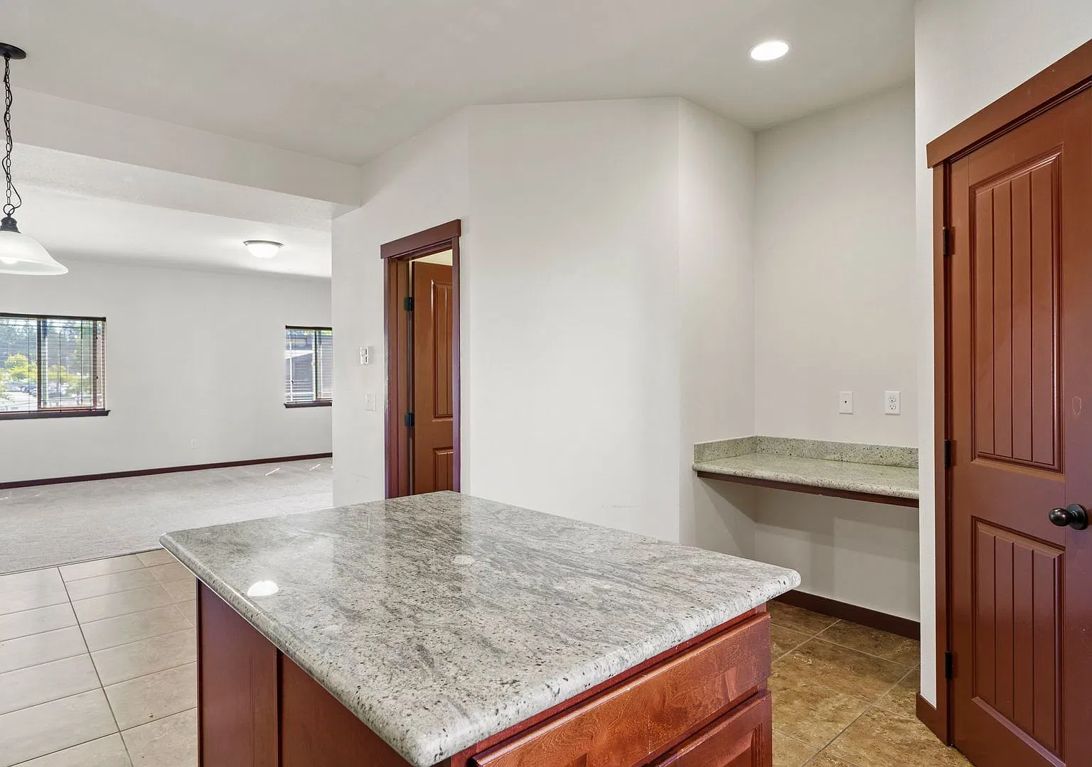 Beautiful Townhomes — Photo 3