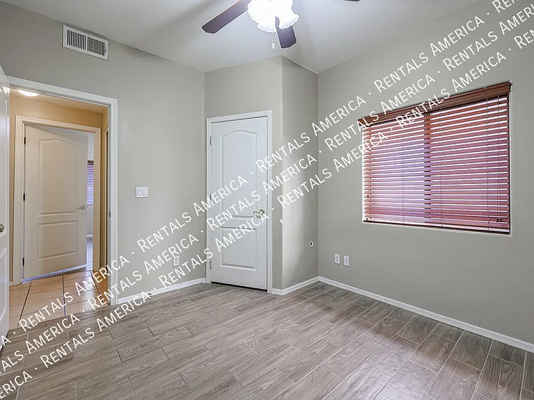 510 W University Dr #115 — Photo 11