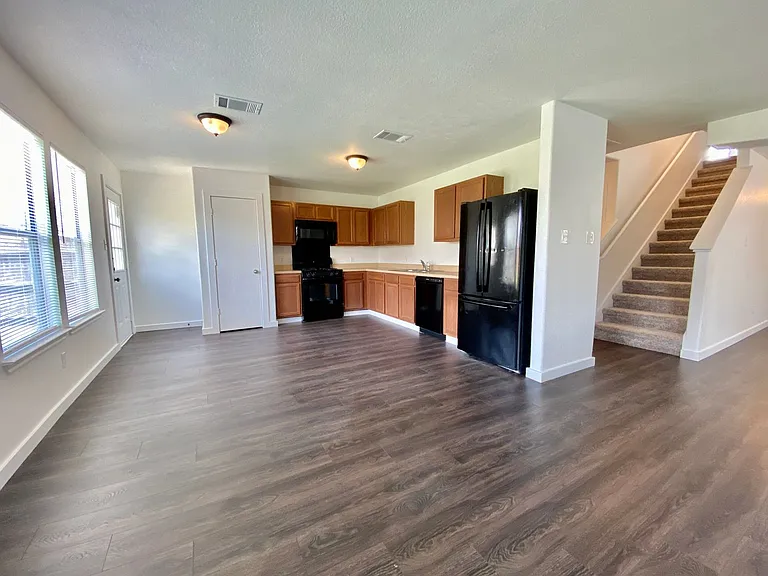 6608 Ferrystone Pass — Photo 9