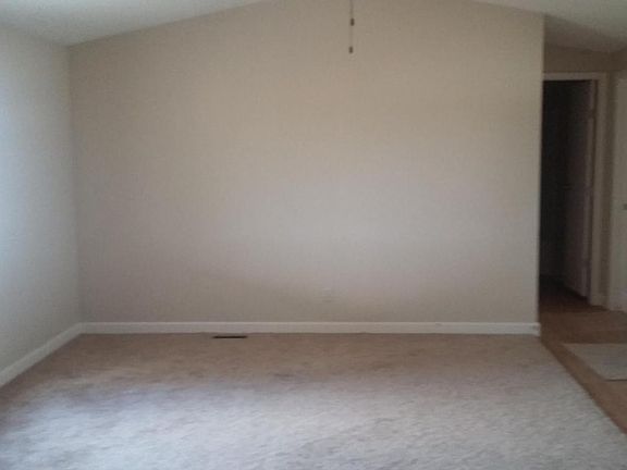 4th image of 1659 W Bonnie Ln