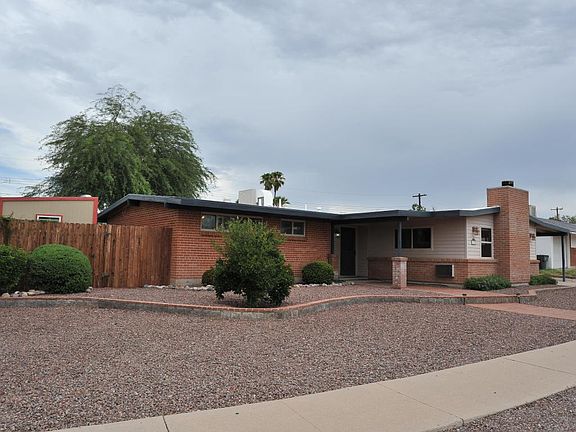 2nd image of 7317 E Montecito Dr