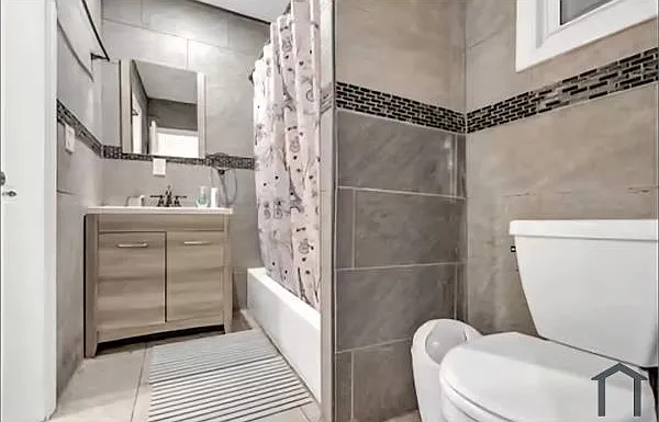 2 bed, $2,700 — Photo 2