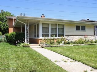 6712 Hazel St, Morton Grove, IL