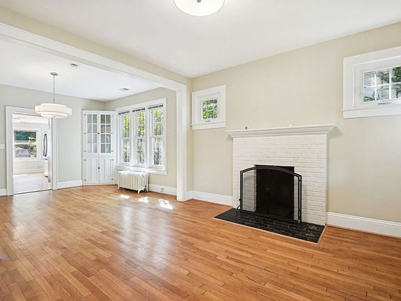 5th image of 311 Boyd Ave