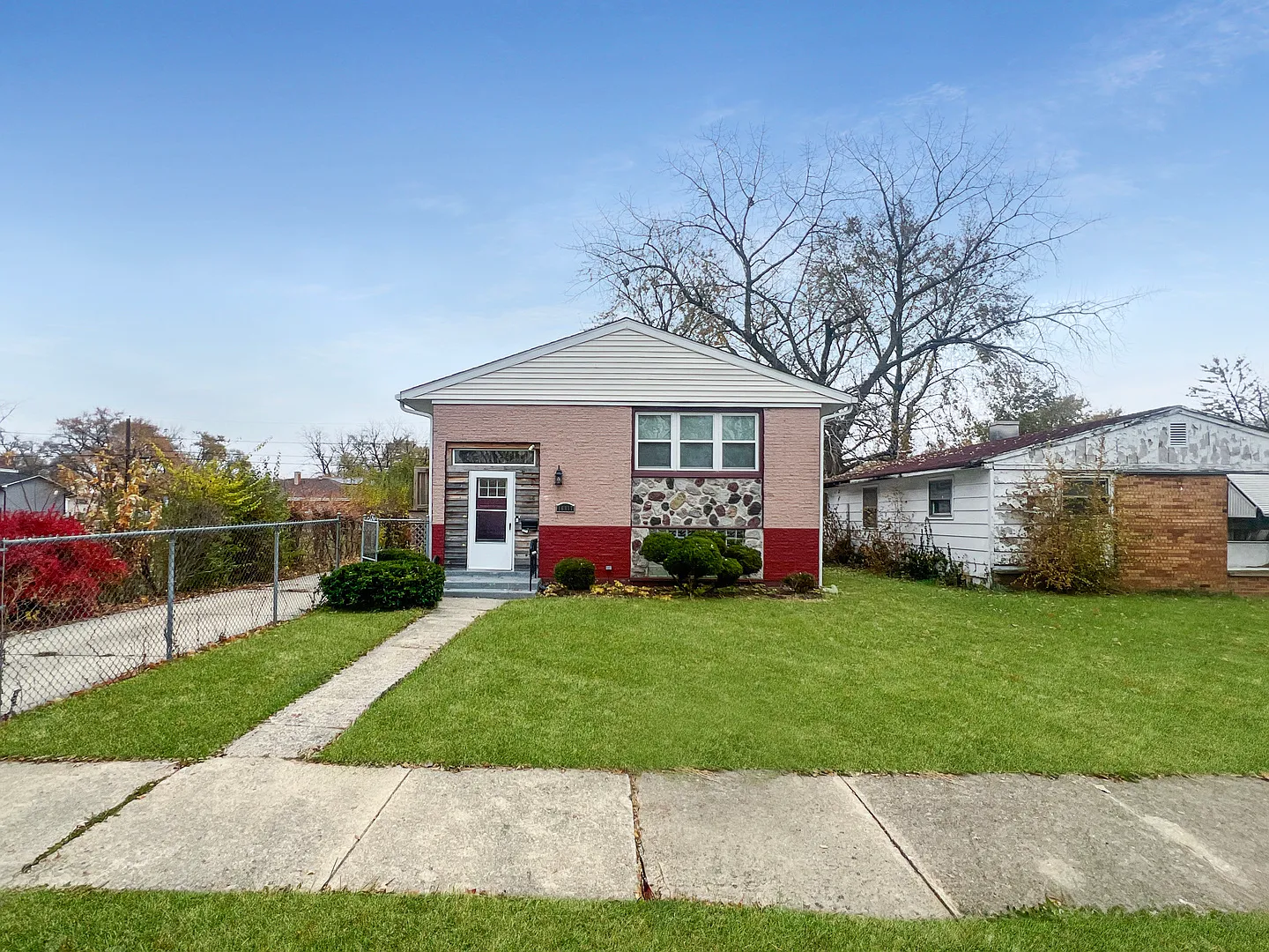 16317 Ashland Ave photo 1