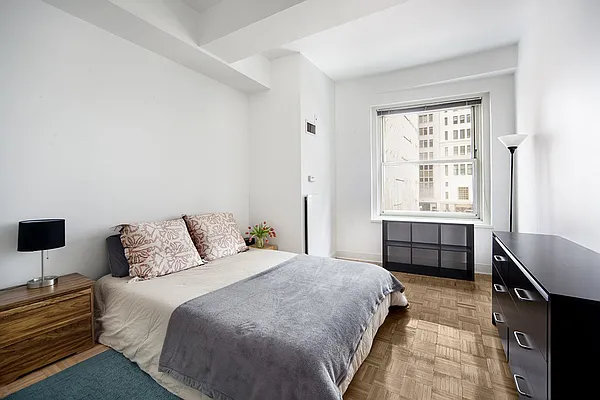 Rented by Compass | media 2