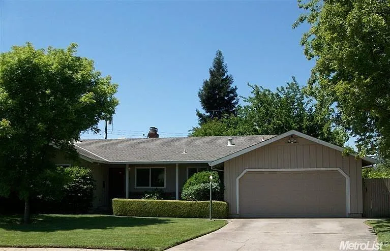 3722 Laura Ct photo 1