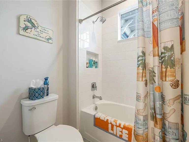 2555 Seychelles Dr #406 — Photo 23