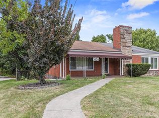 1620 Greentree Rd, Pittsburgh, PA 15220