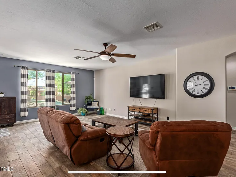 14085 W Windrose Dr — Photo 4