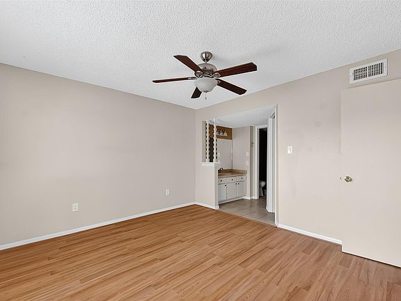 4th image of 1505 Ward Rd APT 214