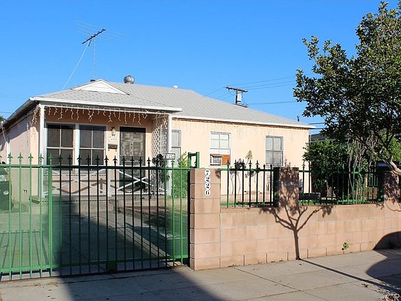 2nd image of 7226 Camellia Ave
