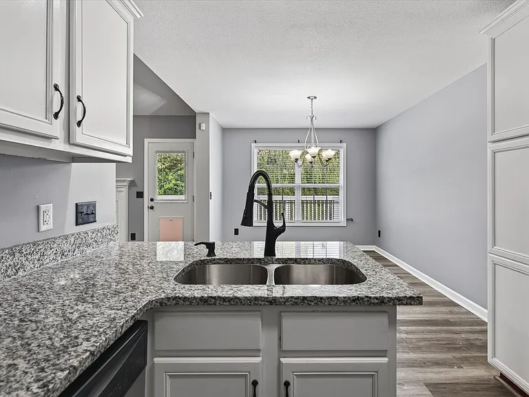 3697 Nadia Dr — Photo 17