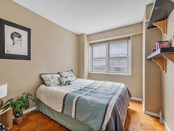 5th image of 153 E 57th St APT 3B