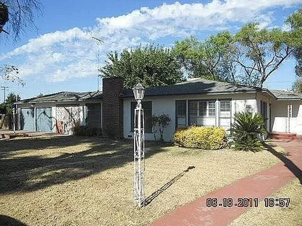 847 S Park Circle Dr, Fresno, CA 93727
