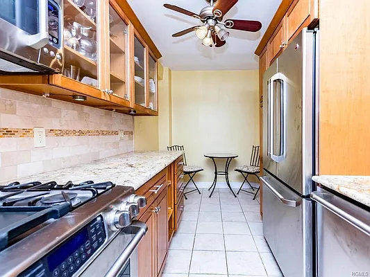 Sold by Voro, LLC | media 1