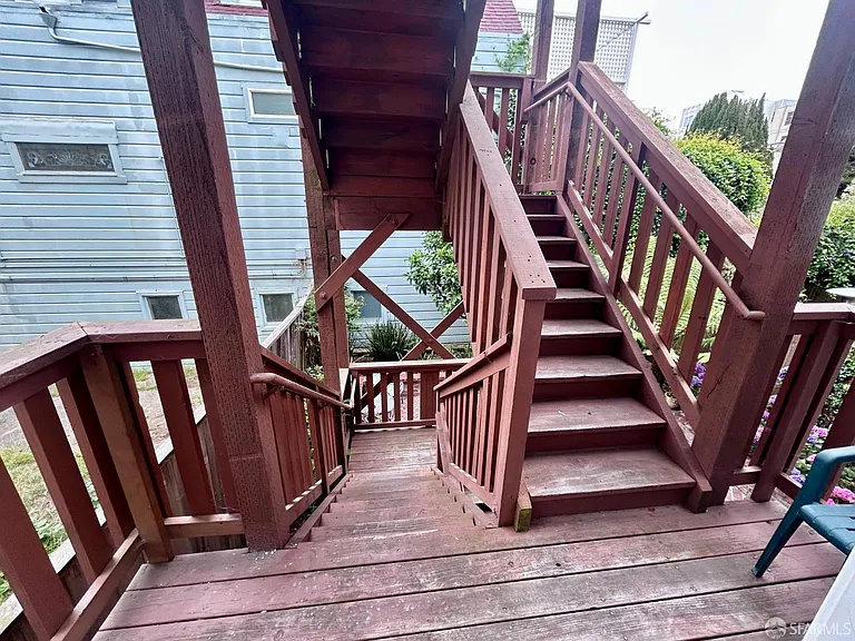 816 Stanyan St — Photo 24