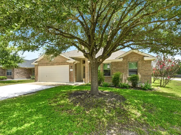200 Gainer Dr, Hutto, TX 78634