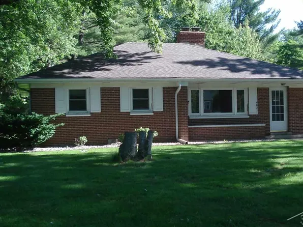 4821 Baker Rd, Bridgeport, MI 48722
