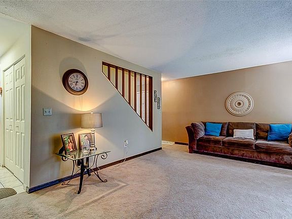 5th image of 14123 Village Terrace Dr